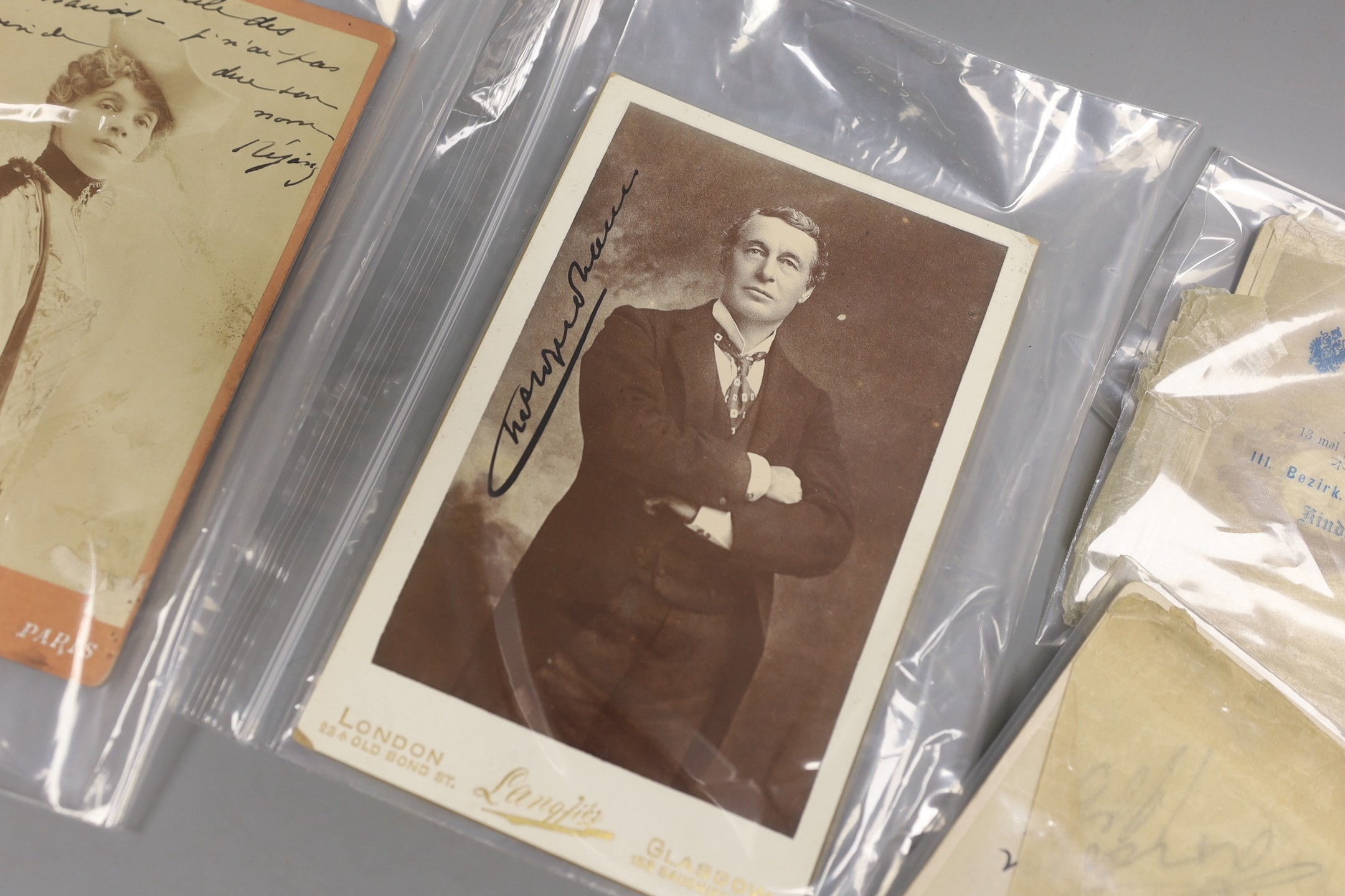 Enrico Caruso, Carte de Visite, signed. Others for Sir Charles Wyndham, Herbert Beerbohm Tree and Julia Nelson (2) and one unknown